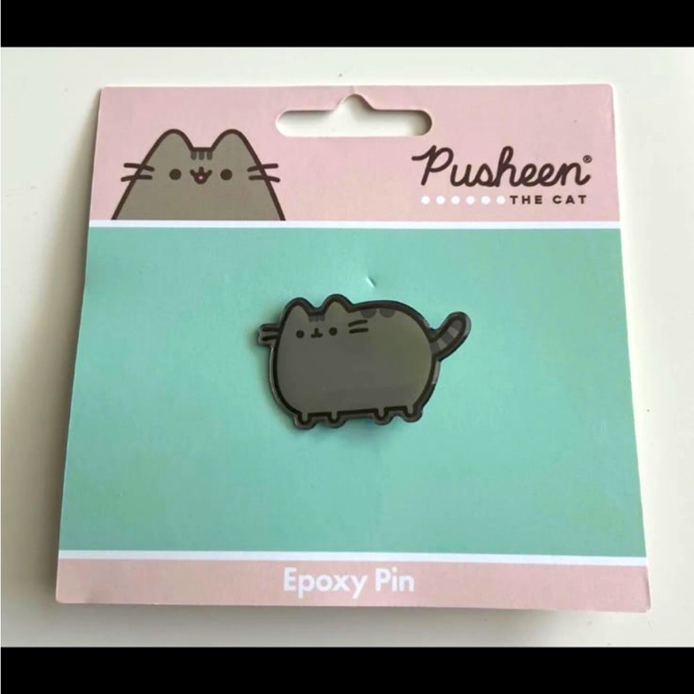 Pusheen The Cat Epoxy Enamel Pin NEW Culturefly NIB 2022